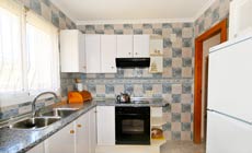 cocina completa con lavavajillas