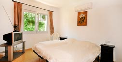 Dormitorio de villa de vacaciones en la Costa Blanca