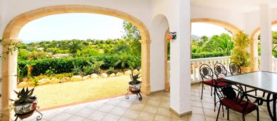 Naya de villa cerca de la playa