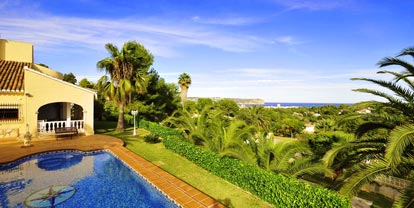 Vista sobre la bahía de Javea en la Costa Blanca