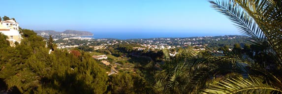 Vista de Moraira y el mar